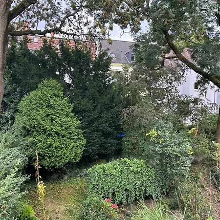 Apartment Gemütliche 1,5 Zimmer-oase Im Schönen Grünen Frohnhausen *